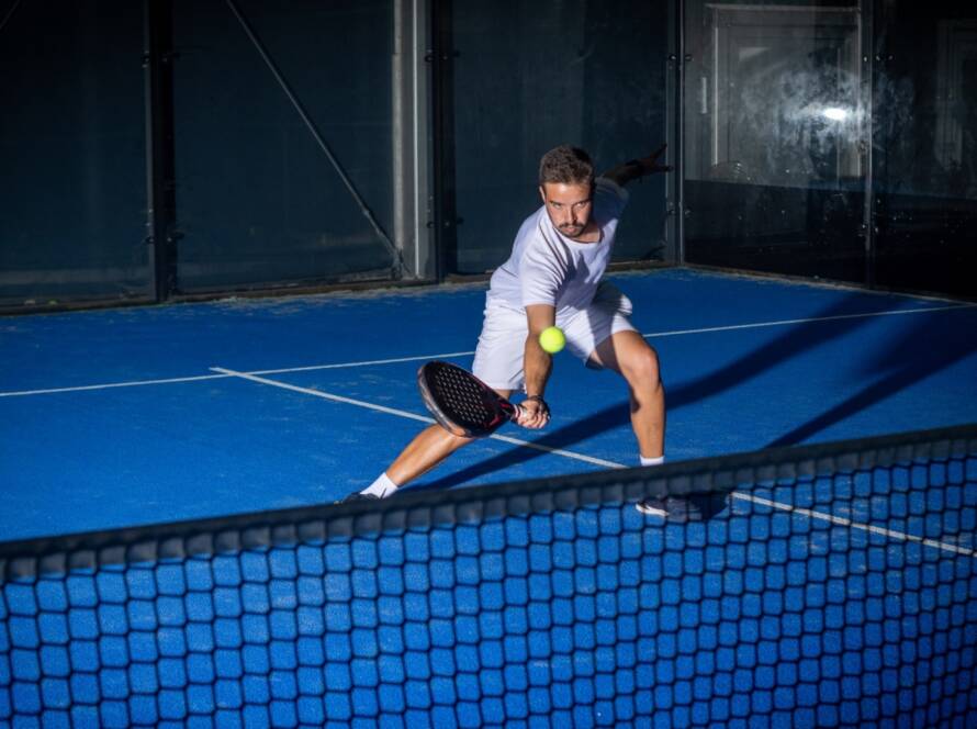 preparazione atletica in campo e palestra padel